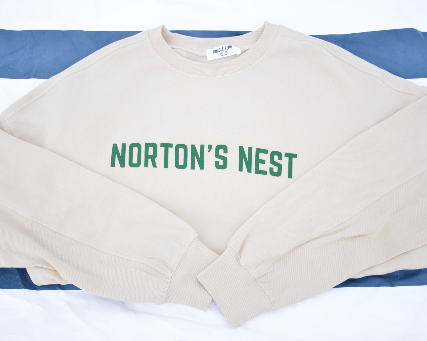 nortons-nest-pullover-cream-sweatshirt-top-hermit-crabs-pets-shirt-janie-groeling