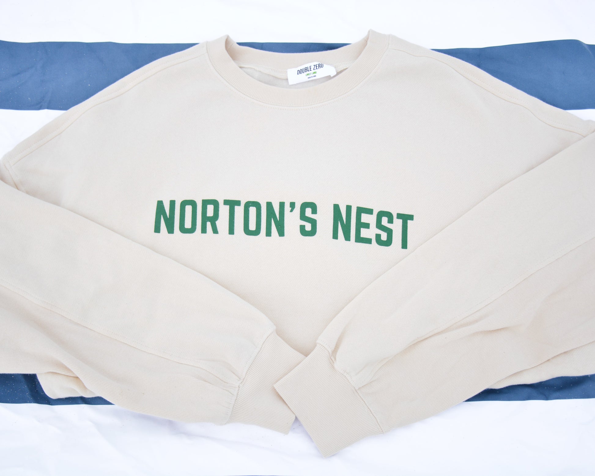 nortons-nest-pullover-cream-sweatshirt-top-hermit-crabs-pets-shirt-janie-groeling