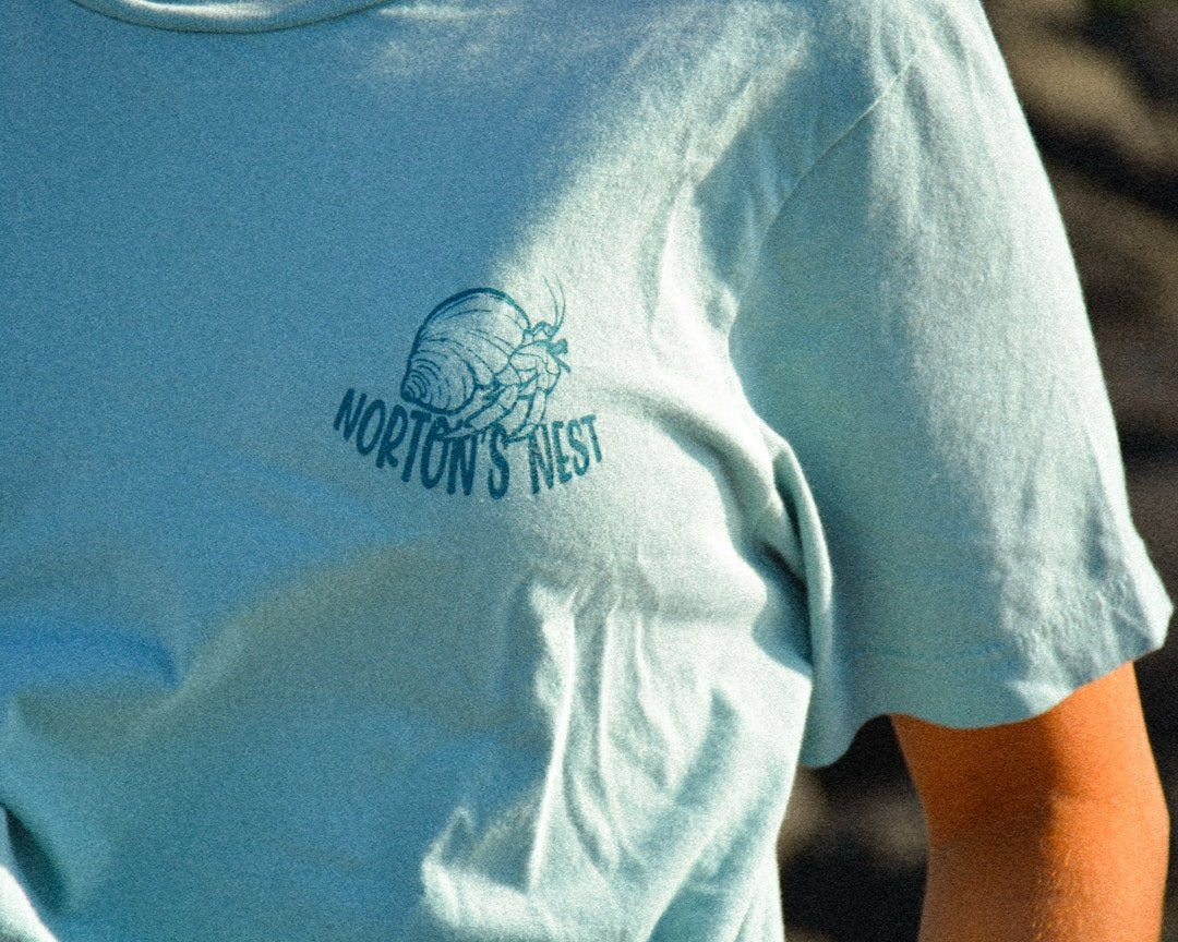 nortons-nest-hammocks-hermit-crabs-janie-groeling-shirts-top-clothes-blue-beach-coastal-apparel-tee-shirt-short-sleeve-unisex-pet-supplies