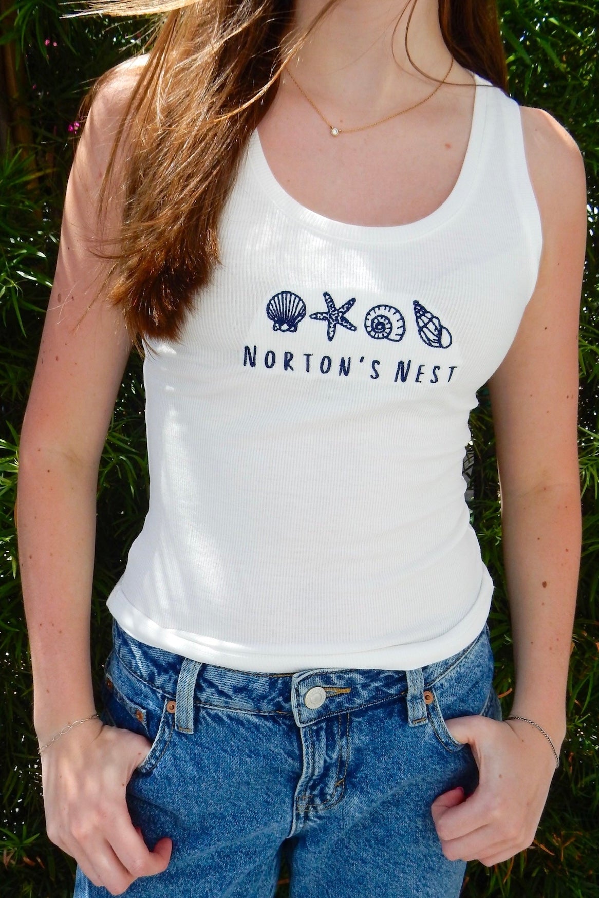 nortons nest hermit crab tank top shirt janie groeling pet supplies black white grey animal shell beach coastal top