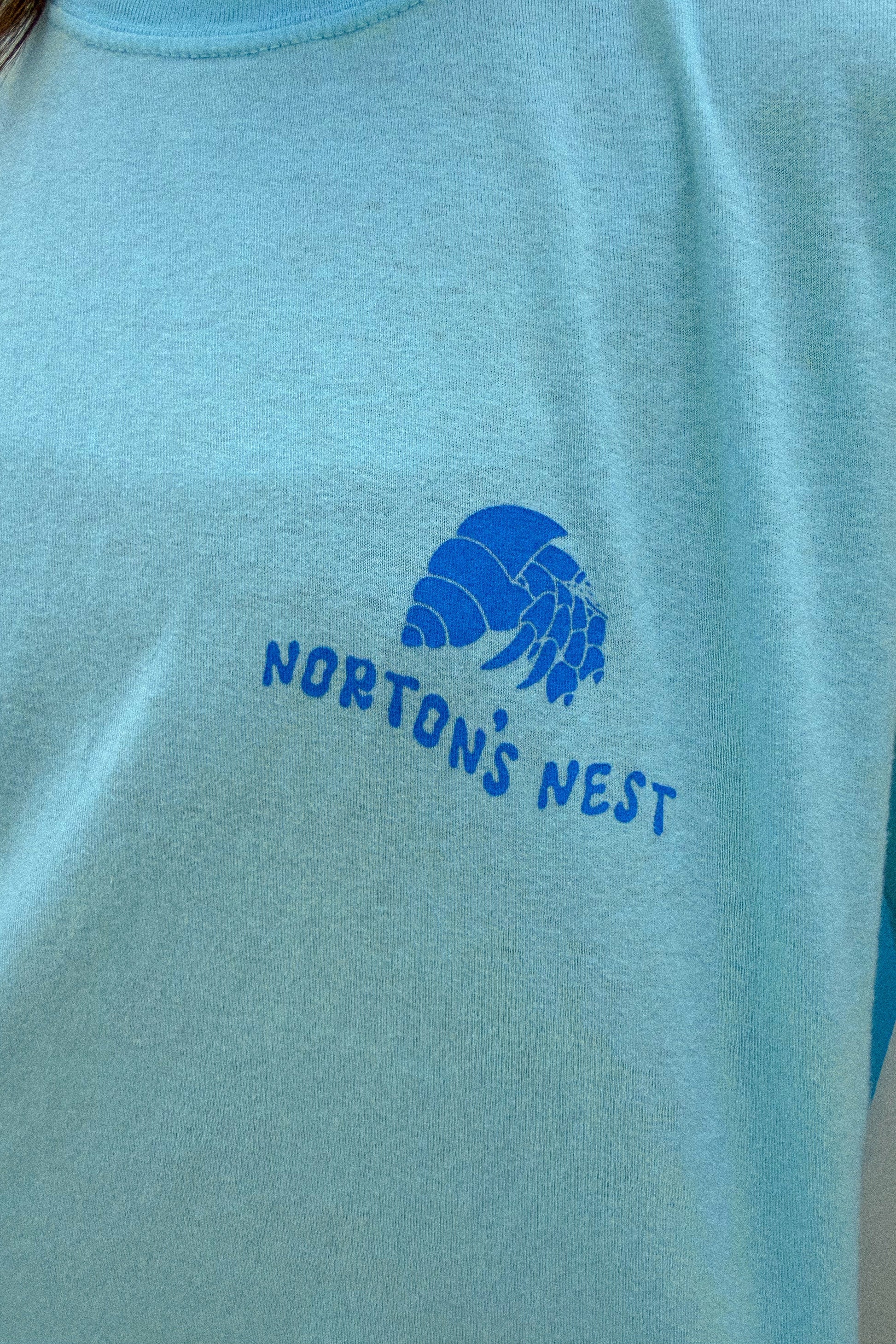 nortons nest janie groeling hermit crab save the hermit crabs short sleeve tee shirt top clothing apparel pet supplies blue  coastal 